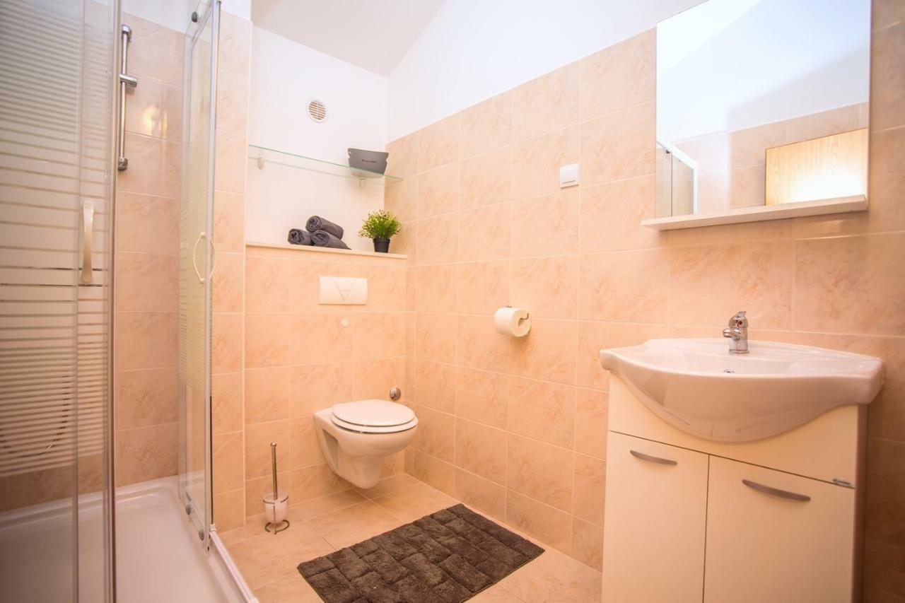 Villa Maslina, With Private 32M2Pool, Panoramic Views On 100Km Coastline, 12 Pax Lokva Rogoznica Esterno foto